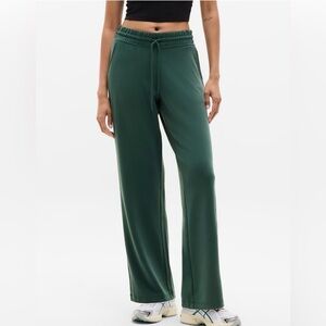 Athleta seasoft straight pant. L/P
